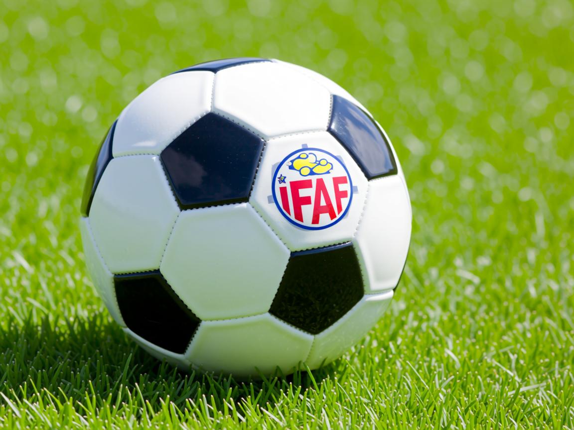 开云体育app下载-女子混合泳德国选手轻松晋级预赛，女子混合泳接力名单